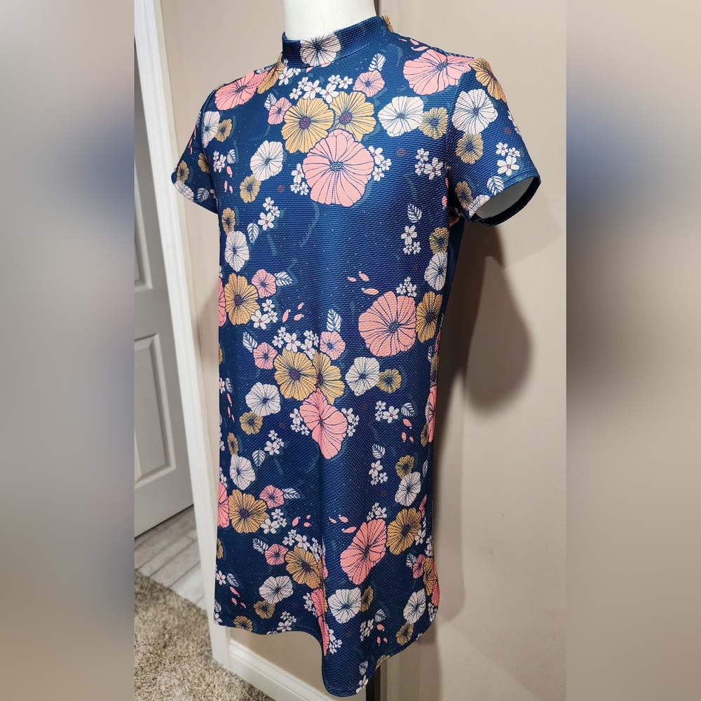 NWT ASOS Mock Neck Cap Sleeve Keyhole Back Mini Shift Dress Size 12